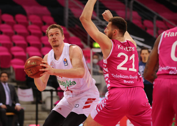 卫金顺凯加 卫金顺凯加